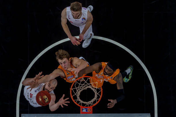 比赛伊始 比赛伊始