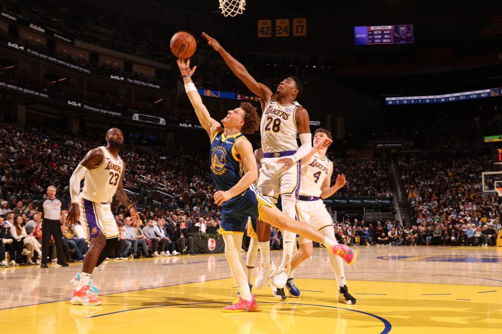 他不仅在进 他不仅在进